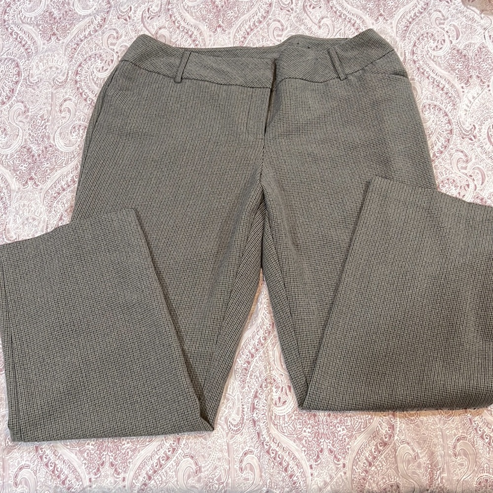 Avenue slacks size 16 Average (length)